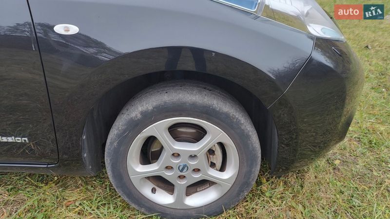 Хэтчбек Nissan Leaf 2014 в Житомире