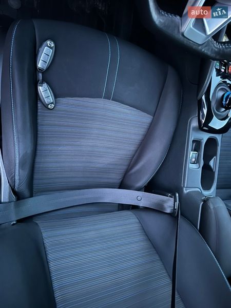 Хэтчбек Nissan Leaf 2018 в Сокале