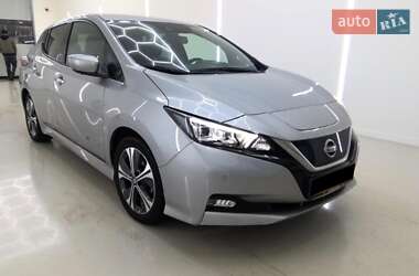Хэтчбек Nissan Leaf 2020 в Хмельницком