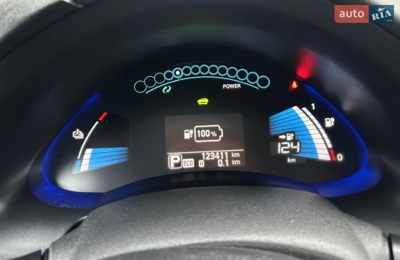 Хэтчбек Nissan Leaf 2013 в Ровно