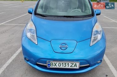 Хетчбек Nissan Leaf 2011 в Кам'янець-Подільському