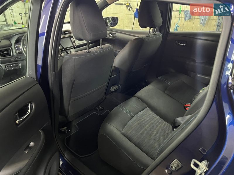 Хетчбек Nissan Leaf 2023 в Ковелі