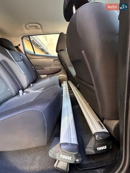 Хетчбек Nissan Leaf 2018 в Києві