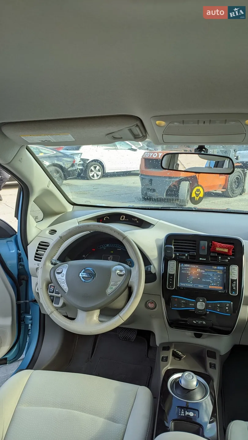 2015 Nissan Leaf - мініатюра 18