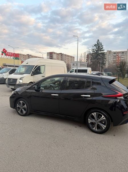 Хэтчбек Nissan Leaf 2021 в Львове