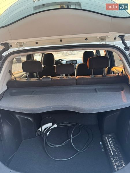 Хетчбек Nissan Leaf 2014 в Нововолинську