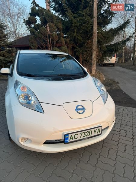 Хетчбек Nissan Leaf 2014 в Нововолинську