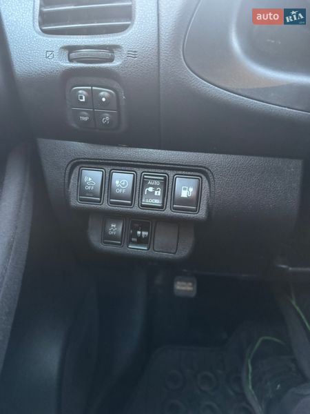 Хетчбек Nissan Leaf 2014 в Нововолинську
