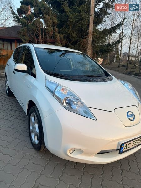 Хетчбек Nissan Leaf 2014 в Нововолинську