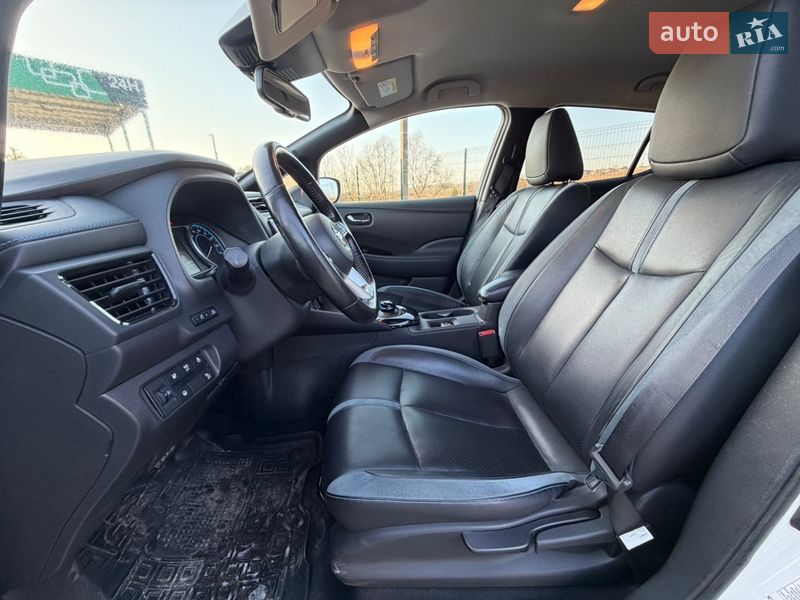 Хэтчбек Nissan Leaf 2021 в Тернополе