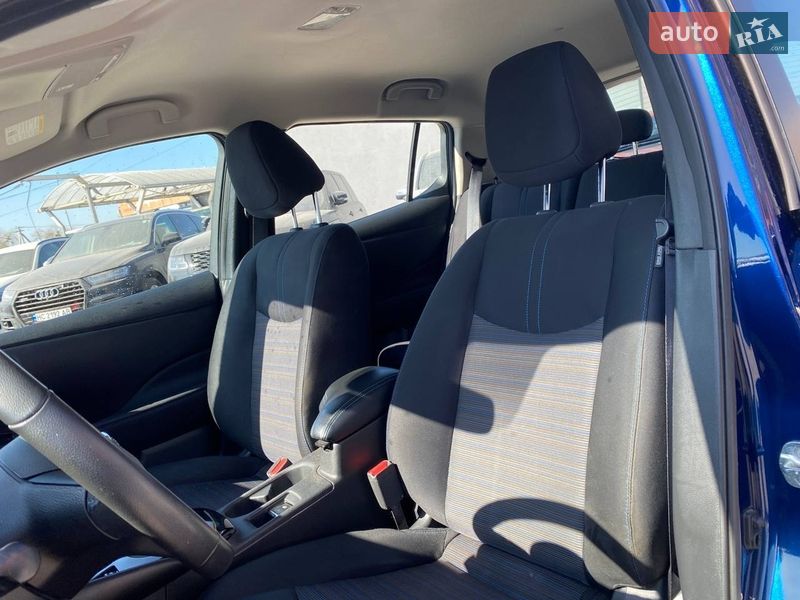Хэтчбек Nissan Leaf 2020 в Львове
