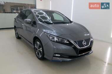 Хэтчбек Nissan Leaf 2020 в Хмельницком