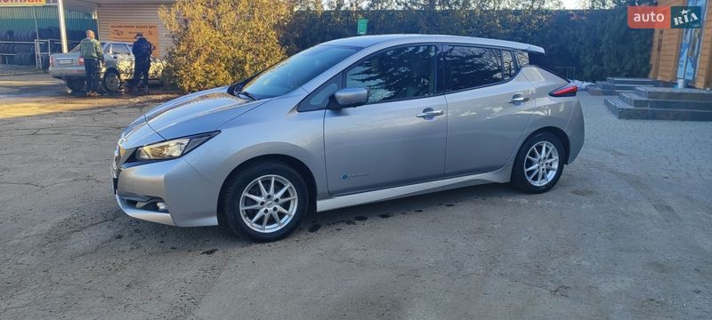 Хэтчбек Nissan Leaf 2018 в Харькове