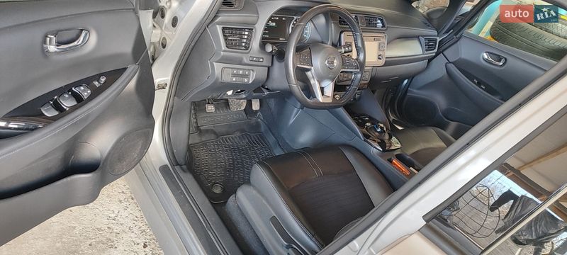 Хэтчбек Nissan Leaf 2018 в Харькове