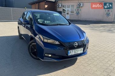 Хетчбек Nissan Leaf 2024 в Івано-Франківську