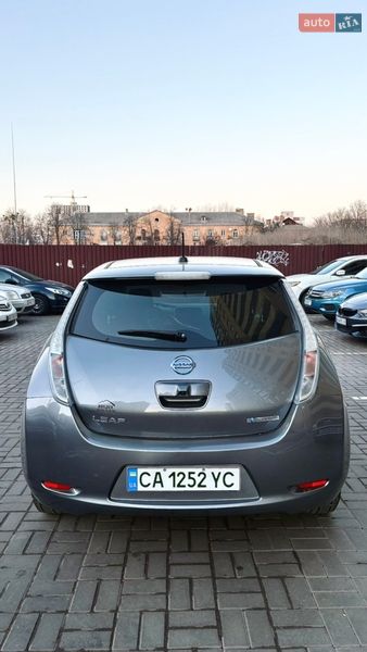 Хэтчбек Nissan Leaf 2015 в Черкассах
