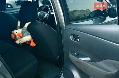 Хэтчбек Nissan Leaf 2015 в Черкассах