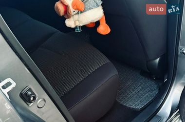 Хэтчбек Nissan Leaf 2015 в Черкассах