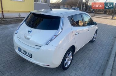 Хэтчбек Nissan Leaf 2015 в Львове