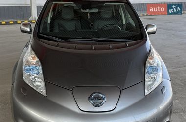 Хэтчбек Nissan Leaf 2013 в Ровно