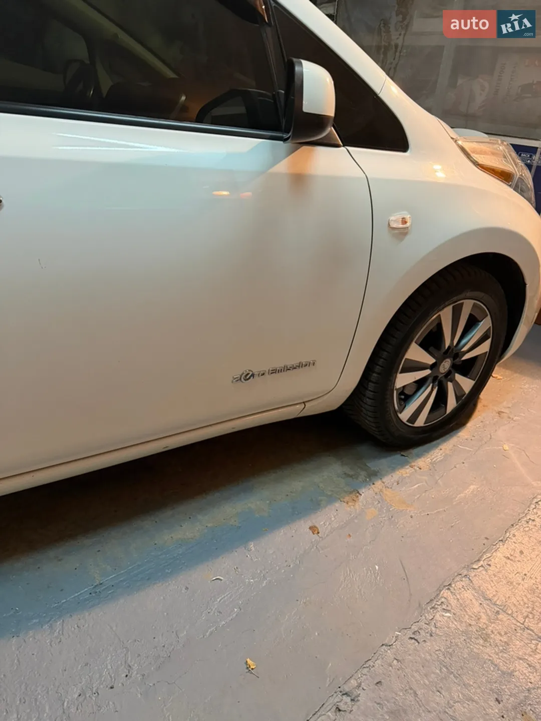 2015 Nissan Leaf - мініатюра 4