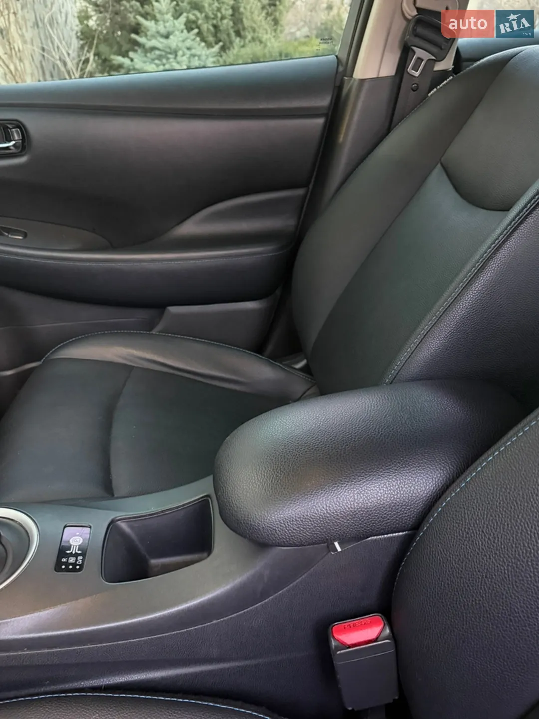 2015 Nissan Leaf - мініатюра 8