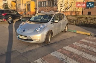 Хэтчбек Nissan Leaf 2012 в Харькове
