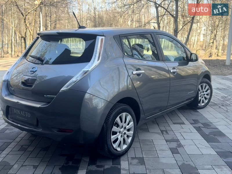 Хэтчбек Nissan Leaf 2015 в Тернополе фото 39 Хэтчбек Nissan Leaf 2015 в Тернополе