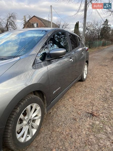 Хэтчбек Nissan Leaf 2018 в Луцке