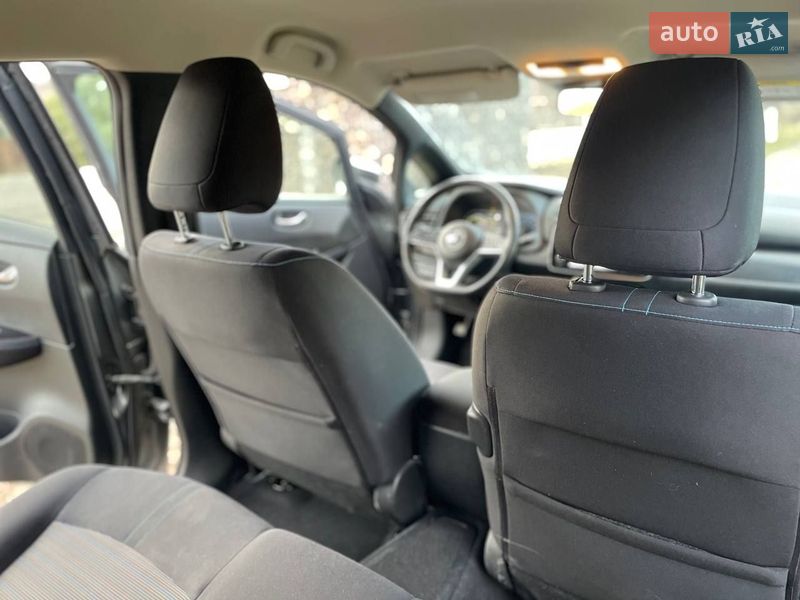 Хэтчбек Nissan Leaf 2018 в Луцке