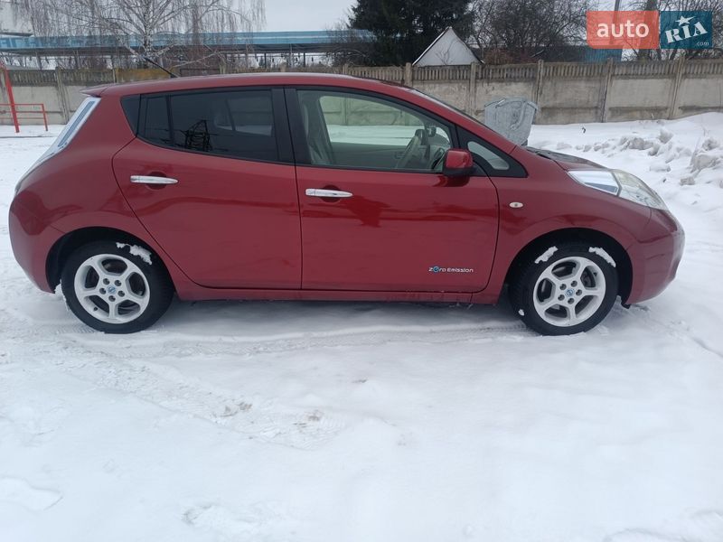 Хетчбек Nissan Leaf 2012 в Вінниці