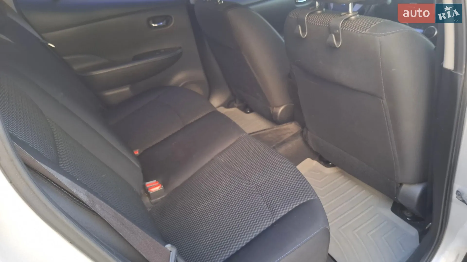 2013 Nissan Leaf - мініатюра 10