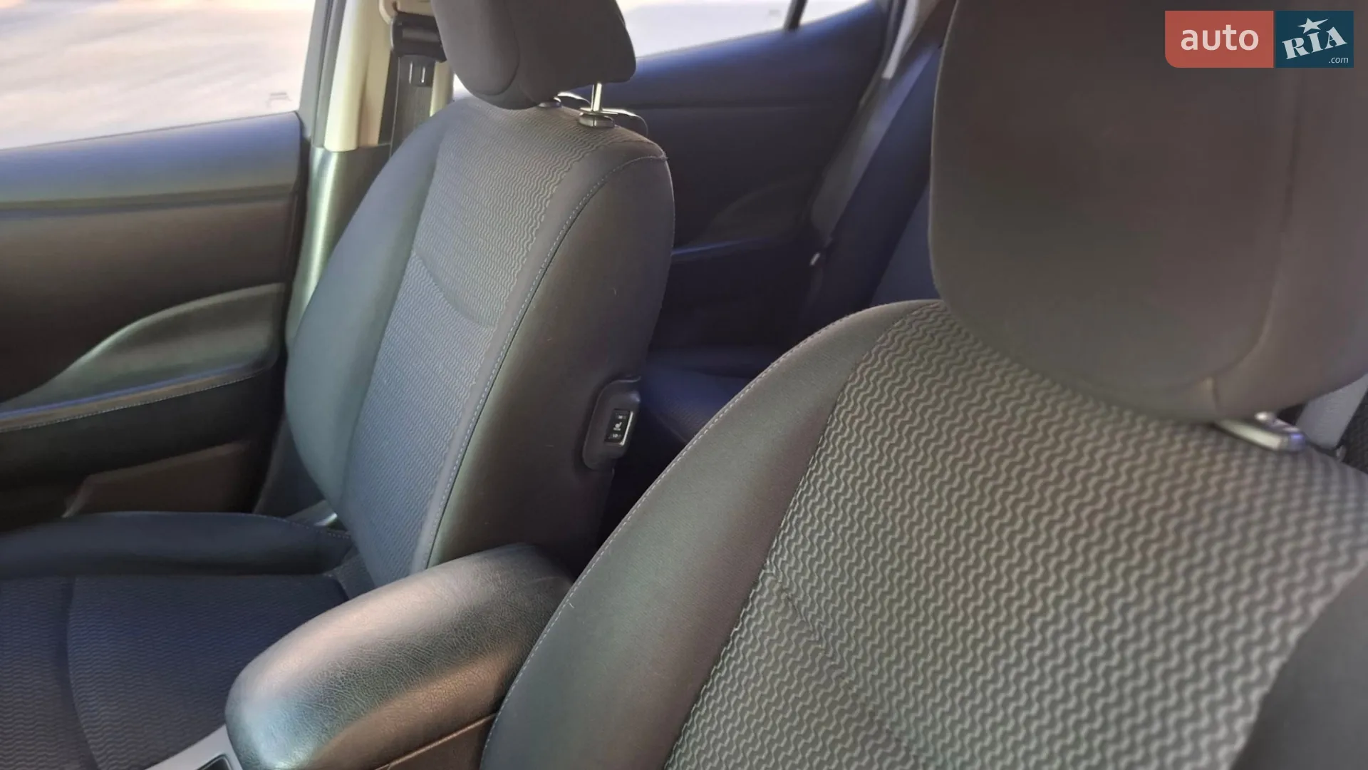 2013 Nissan Leaf - мініатюра 7