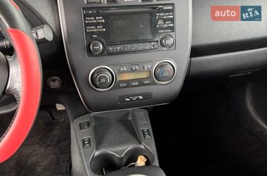 Хэтчбек Nissan Leaf 2014 в Днепре