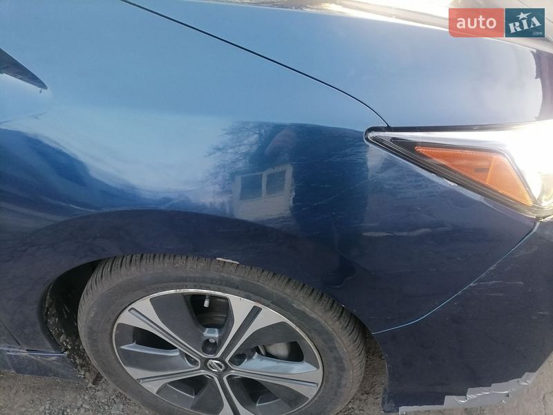 Хетчбек Nissan Leaf 2018 в Рівному