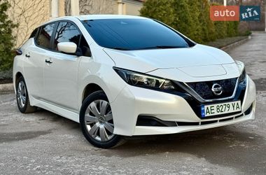 Хетчбек Nissan Leaf 2021 в Дніпрі