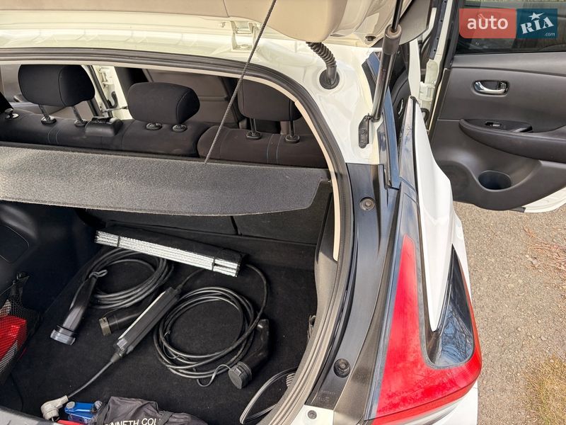 Хэтчбек Nissan Leaf 2019 в Львове фото 32 Хэтчбек Nissan Leaf 2019 в Львове