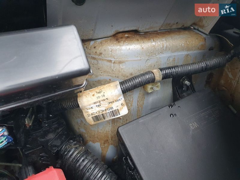 Хэтчбек Nissan Leaf 2013 в Горе