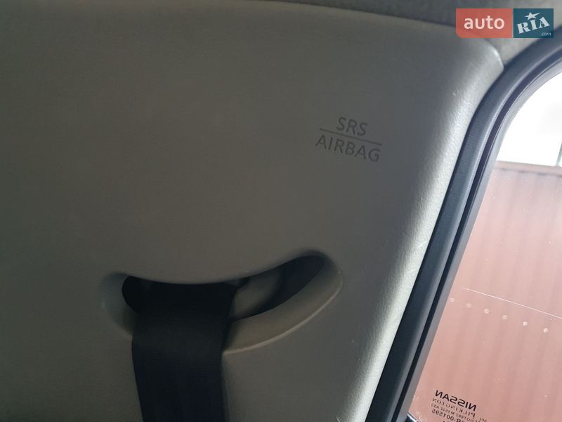 Хэтчбек Nissan Leaf 2013 в Горе