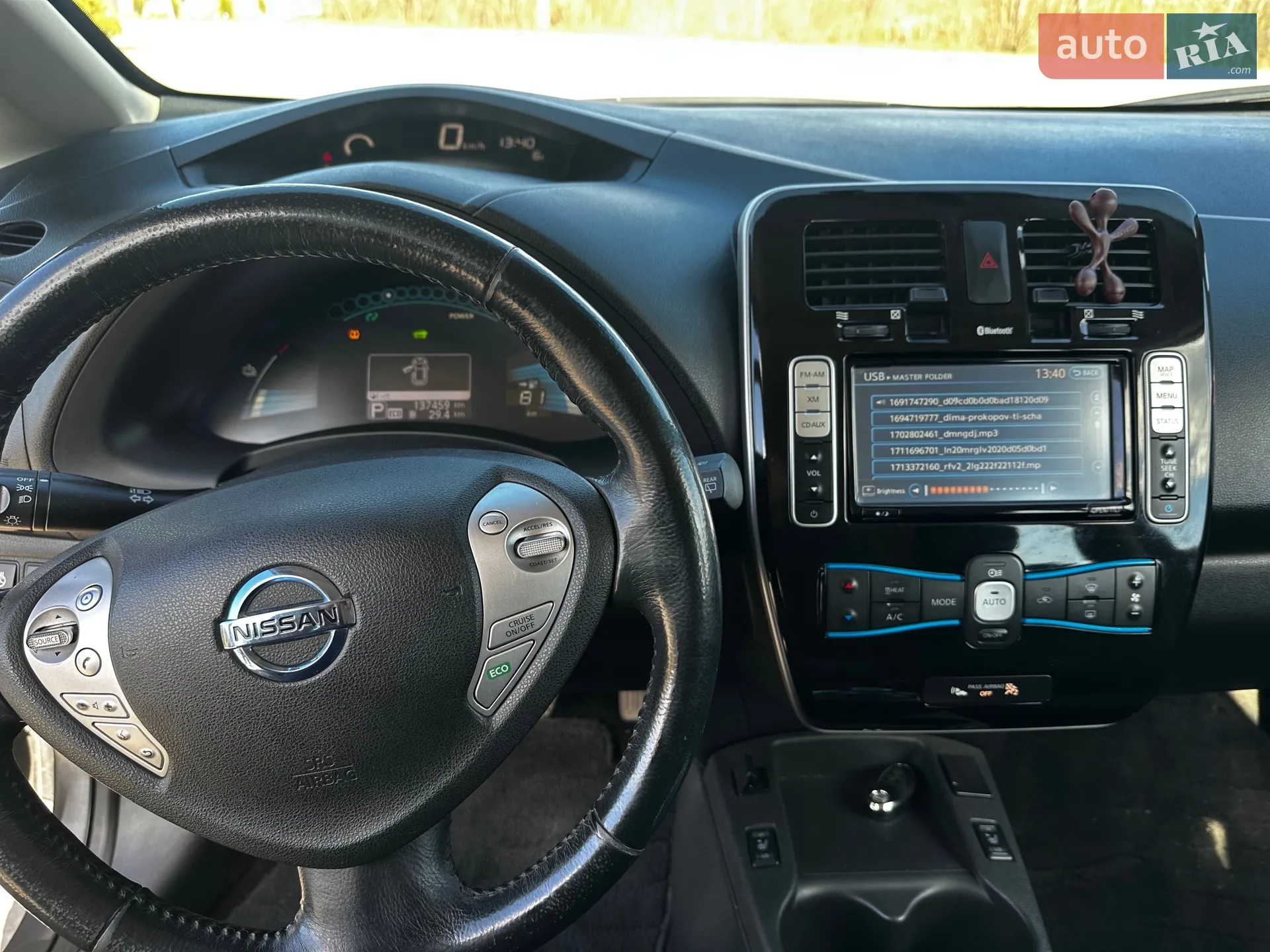 2014 Nissan Leaf - мініатюра 15
