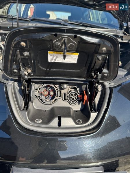 Хетчбек Nissan Leaf 2015 в Кременчуці фото 7 Хетчбек Nissan Leaf 2015 в Кременчуці