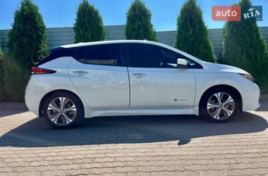 Хэтчбек Nissan Leaf 2019 в Львове