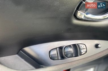 Хэтчбек Nissan Leaf 2014 в Тернополе