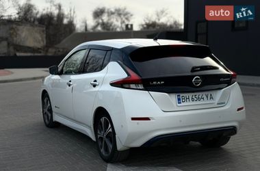 Хэтчбек Nissan Leaf 2017 в Одессе