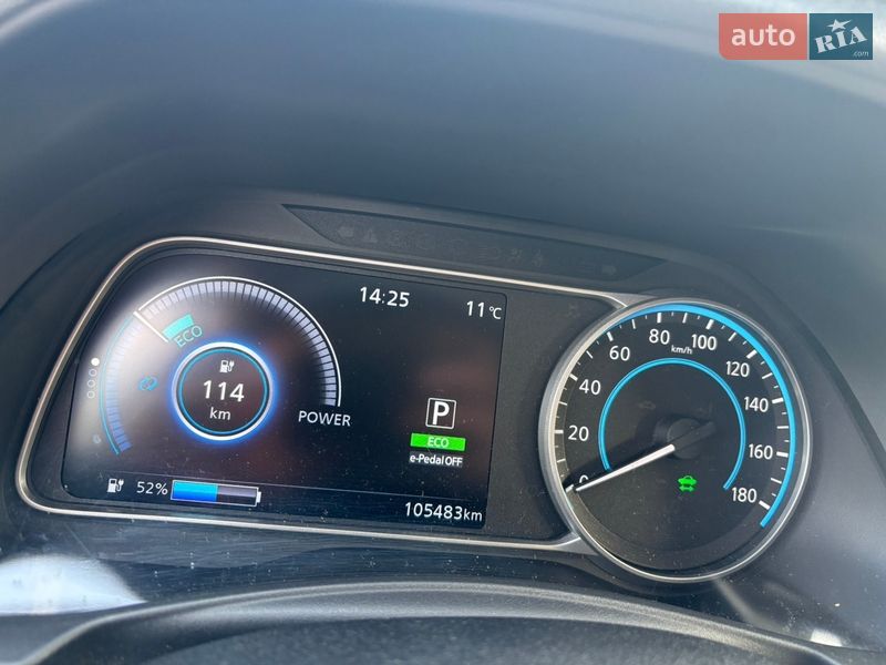 Хэтчбек Nissan Leaf 2017 в Одессе