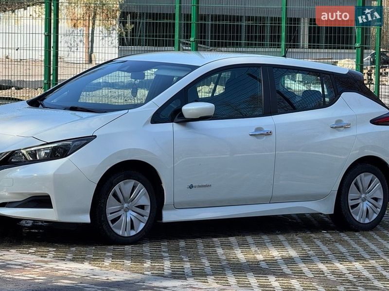 Хэтчбек Nissan Leaf 2019 в Виннице фото 9 Хэтчбек Nissan Leaf 2019 в Виннице