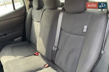 Хэтчбек Nissan Leaf 2014 в Львове