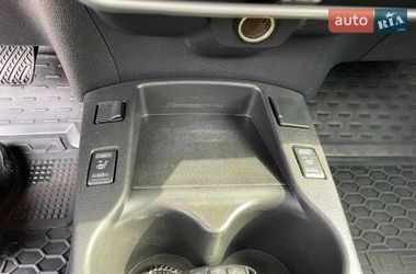 Хэтчбек Nissan Leaf 2014 в Львове