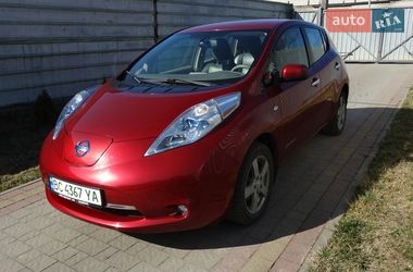 Хэтчбек Nissan Leaf 2011 в Львове