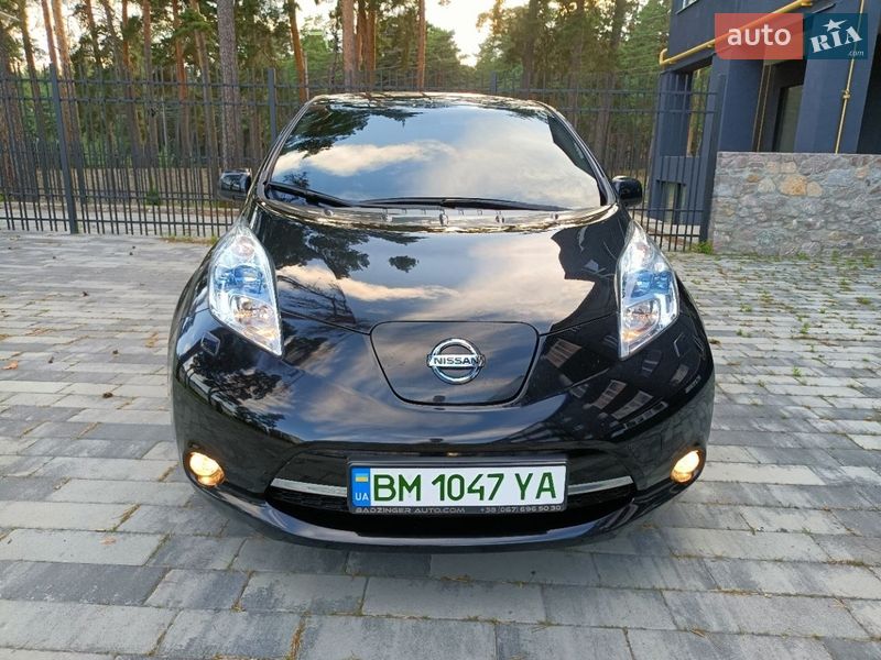 Хетчбек Nissan Leaf 2012 в Охтирці фото 3 Хетчбек Nissan Leaf 2012 в Охтирці